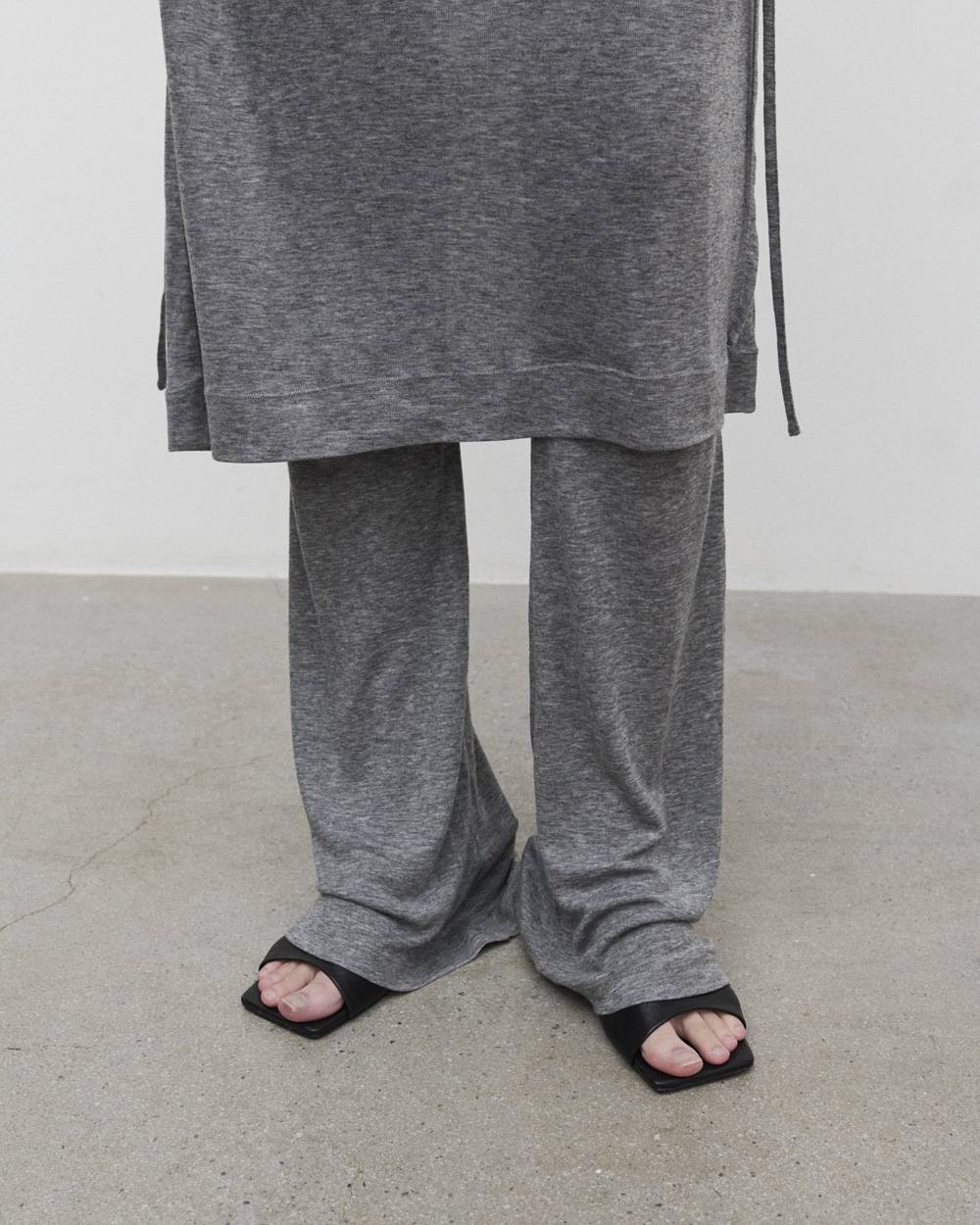 Soft Layered Pants Soft Layered Pants,ソフトレイヤードパンツ,12620717,レイヤードパンツ,セットアップ,パンツ,ボトムス,todayful,トゥデイフル,lifes,ライフズ,26aw,スタジオドー,StudioDoe,台湾ブランド,コラボ商品,コラボレーションアイテム,限定商品