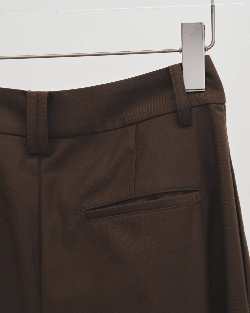 Wide Tuck Trousers Wide Tuck Trousers,ワイドトラックトラウザー,12620718,トラウザー,ワイドトラウザート,トラックトラウザート,ボトムス,todayful,トゥデイフル,lifes,ライフズ,26aw,スタジオドー,StudioDoe,台湾ブランド,コラボ商品,コラボレーションアイテム,限定商品