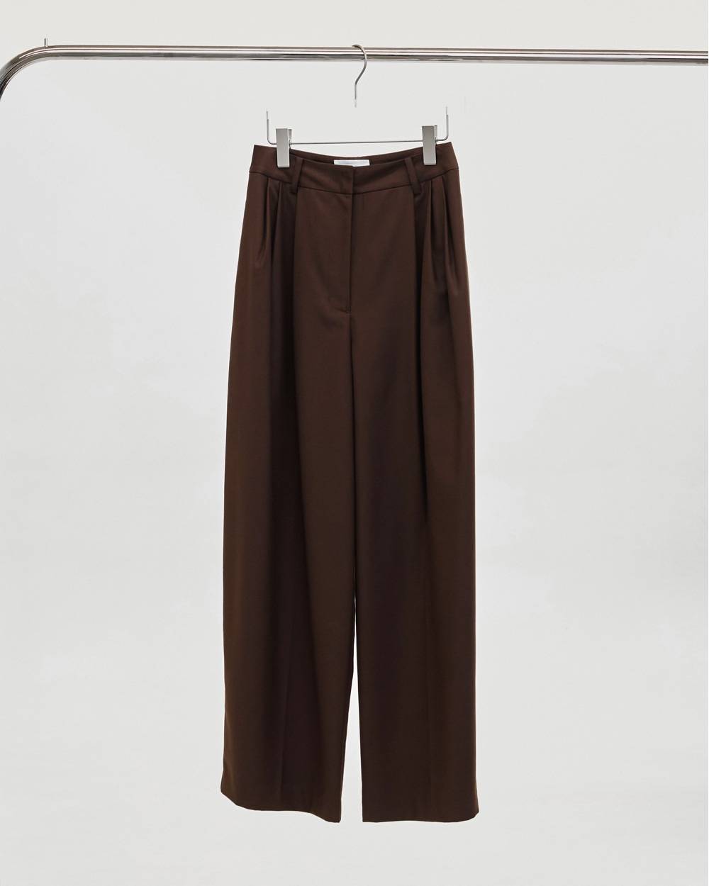 Wide Tuck Trousers Wide Tuck Trousers,ワイドトラックトラウザー,12620718,トラウザー,ワイドトラウザート,トラックトラウザート,ボトムス,todayful,トゥデイフル,lifes,ライフズ,26aw,スタジオドー,StudioDoe,台湾ブランド,コラボ商品,コラボレーションアイテム,限定商品