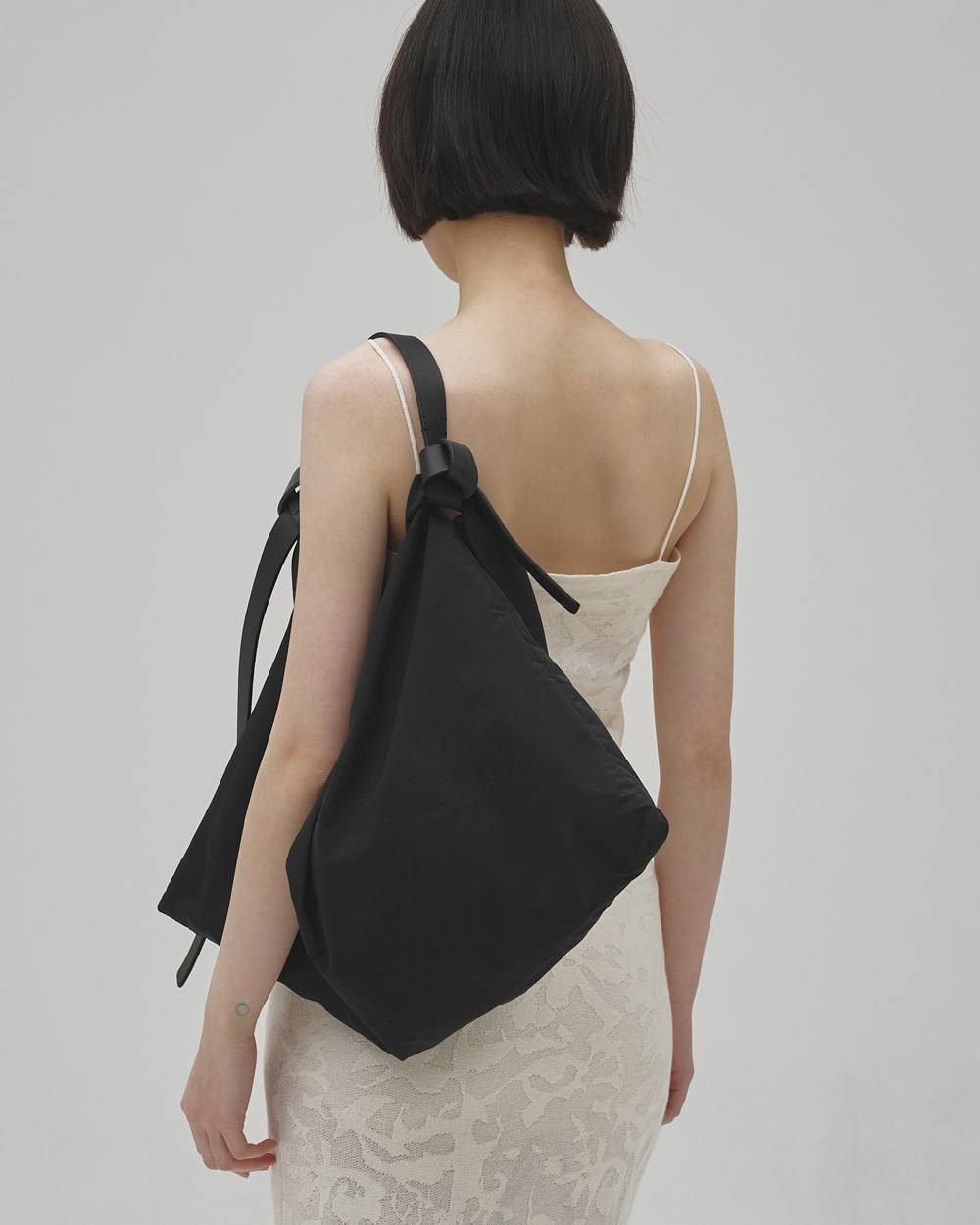 Leatherbelt Shoulder Bag Leatherbelt Shoulder Bag,レザーベルトショルダーバッグ,12621010,ショルダーバッグ,レザーバッグ,レザーベルトバッグ,鞄,バッグ,バック,todayful,トゥデイフル,lifes,吉田怜香,26aw