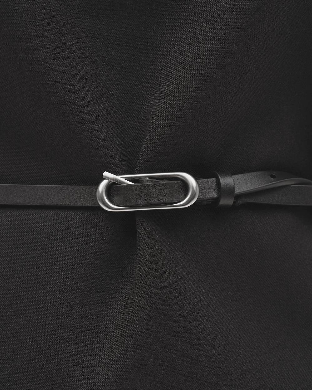 Oval Backle Narrow Belt Oval Backle Narrow Belt,オーバルバックルナローベルト,12621017,ベルト,バックルベルト,ナローベルト,レザーベルト,アクセサリー,todayful,トゥデイフル,lifes,吉田怜香,26aw