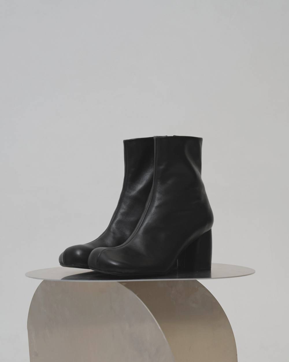 Square Leather Boots Square Leather Boots,スクエアレザーブーツ,12621020,ブーツ,レザーブーツ,スクエアブーツ,レザーシューズ,シューズ,靴,todayful,トゥデイフル,lifes,吉田怜香,26aw