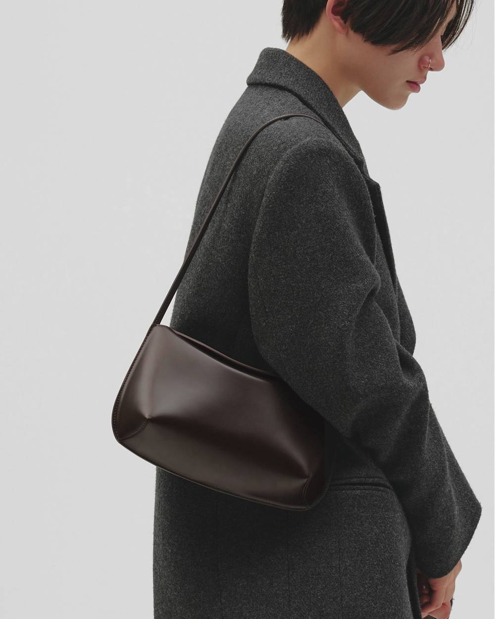 Sleek Leather Bag Sleek Leather Bag(スリークレザーバッグ)です。12621029,レザーバッグ,バッグ,鞄,todayful,トゥデイフル,lifes,吉田怜香,26aw