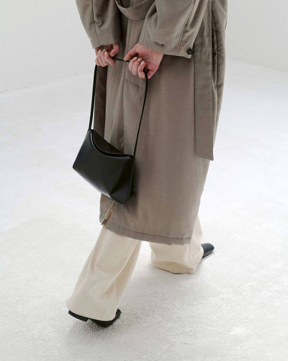 Sleek Leather Bag Sleek Leather Bag(スリークレザーバッグ)です。12621029,レザーバッグ,バッグ,鞄,todayful,トゥデイフル,lifes,吉田怜香,26aw