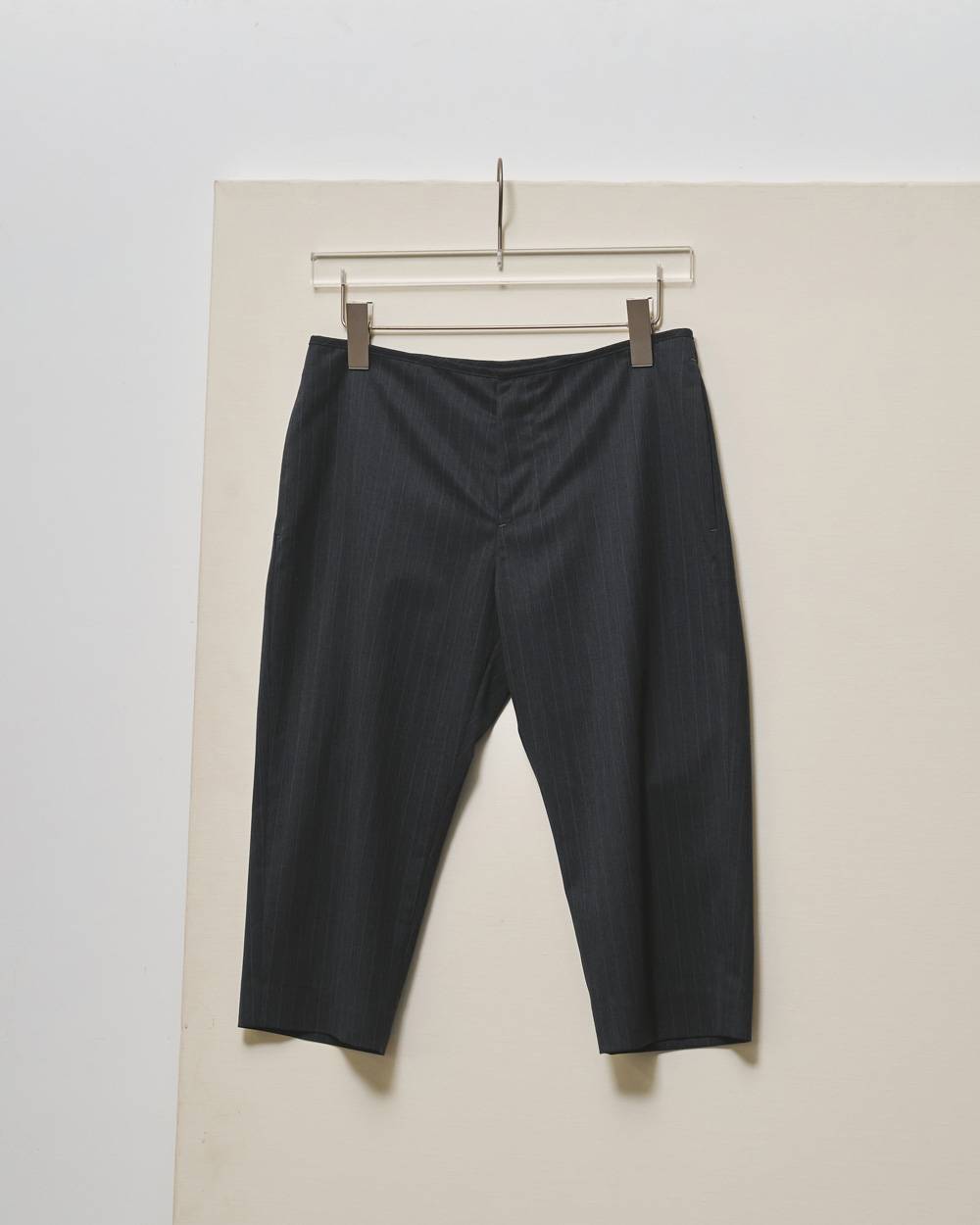Flat Lowrise Capripants Flat Lowrise Capripants,フラットローライズカプリパンツ,12710703,ウール100%,カプリパンツ,ローライズカプリパンツ,ボトムス,ローライズパンツ,パンツ,todayful,トゥデイフル,lifes,吉田怜香,27ss