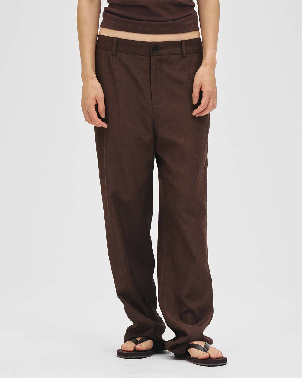 Linen Lowrise Trousers Linen Lowrise Trousers(リネンローライズトラウザー)です。12710704,ローライズトラウザー,リネントラウザー,ボトムス,トラウザー,パンツ,todayful,トゥデイフル,lifes,吉田怜香,27ss