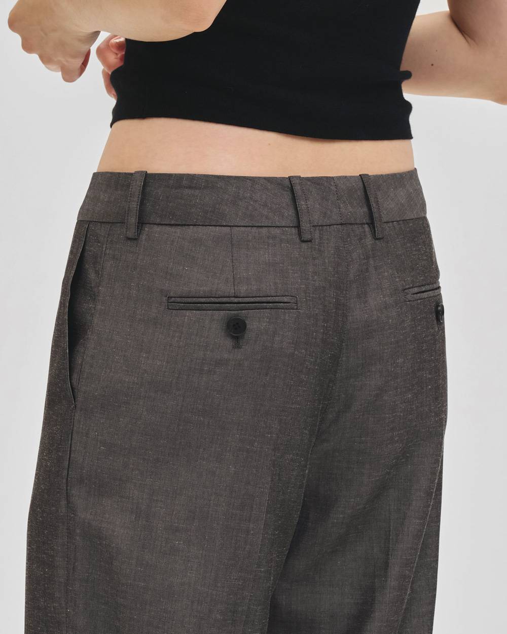 Linen Lowrise Trousers Linen Lowrise Trousers(リネンローライズトラウザー)です。12710704,ローライズトラウザー,リネントラウザー,ボトムス,トラウザー,パンツ,todayful,トゥデイフル,lifes,吉田怜香,27ss