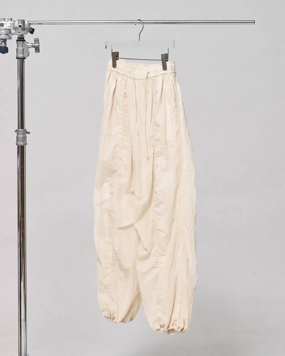 Nylon Ripstop Pants Nylon Ripstop Pants,ナイロンリップストップパンツ,12710706,ナイロンパンツ,リップストップパンツ,リップストップ,パンツ,ボトムス,todayful,トゥデイフル,lifes,吉田怜香,27ss