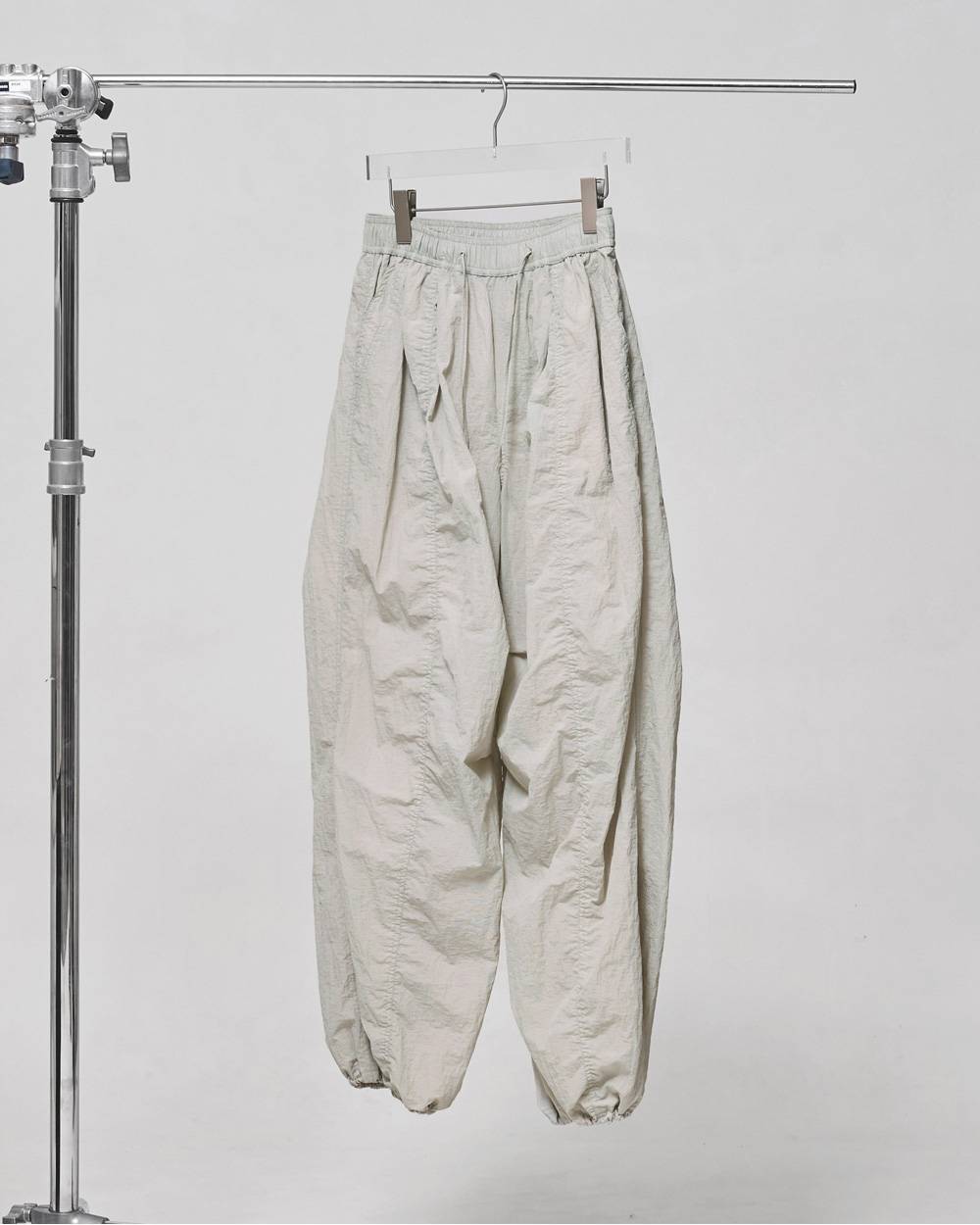 Nylon Ripstop Pants Nylon Ripstop Pants,ナイロンリップストップパンツ,12710706,ナイロンパンツ,リップストップパンツ,リップストップ,パンツ,ボトムス,todayful,トゥデイフル,lifes,吉田怜香,27ss