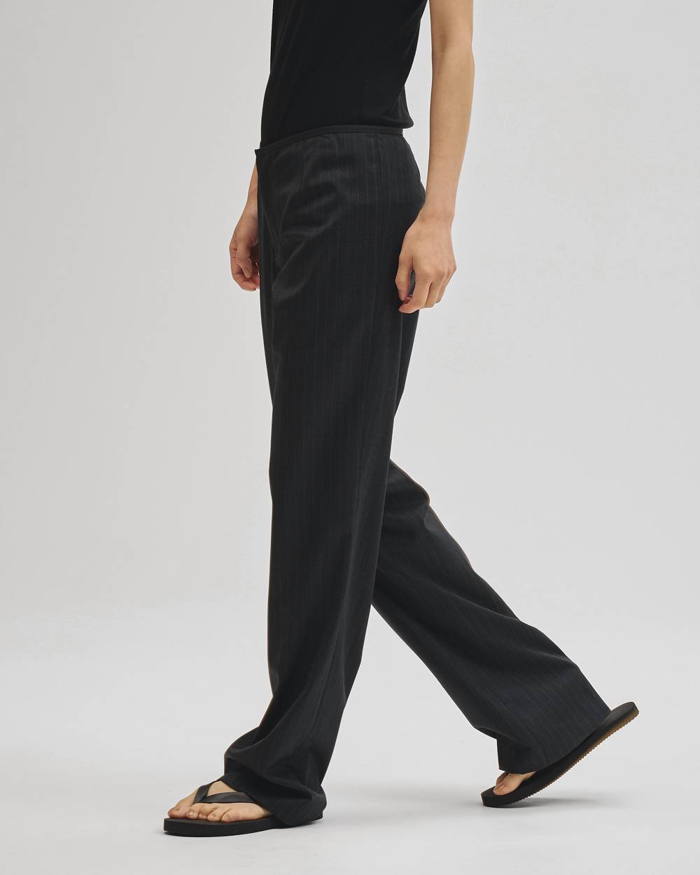 Flat Lowrise Slacks Flat Lowrise Slacks,フラットローライズスラックス,12710707,ローライズスラックス,スラックス,ローライズ,パンツ,ボトムス,todayful,トゥデイフル,lifes,吉田怜香,27ss