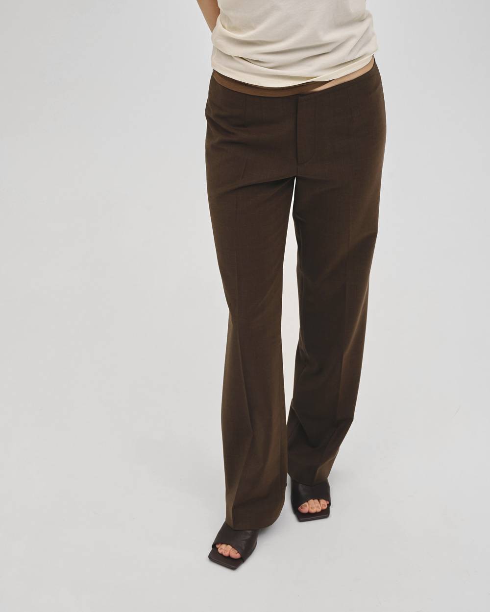 Flat Lowrise Slacks Flat Lowrise Slacks,フラットローライズスラックス,12710707,ローライズスラックス,スラックス,ローライズ,パンツ,ボトムス,todayful,トゥデイフル,lifes,吉田怜香,27ss