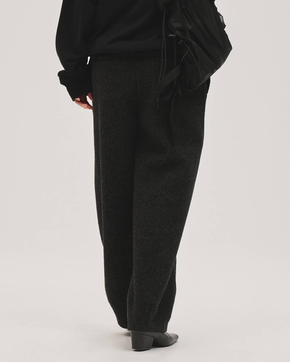 Wool100% Cocoon Pants Wool100% Cocoon Pants,ウール100%コクーンパンツ,12710710,ウール100%,パンツ,ボトムス,コクーンパンツ,todayful,トゥデイフル,lifes,吉田怜香,27ss