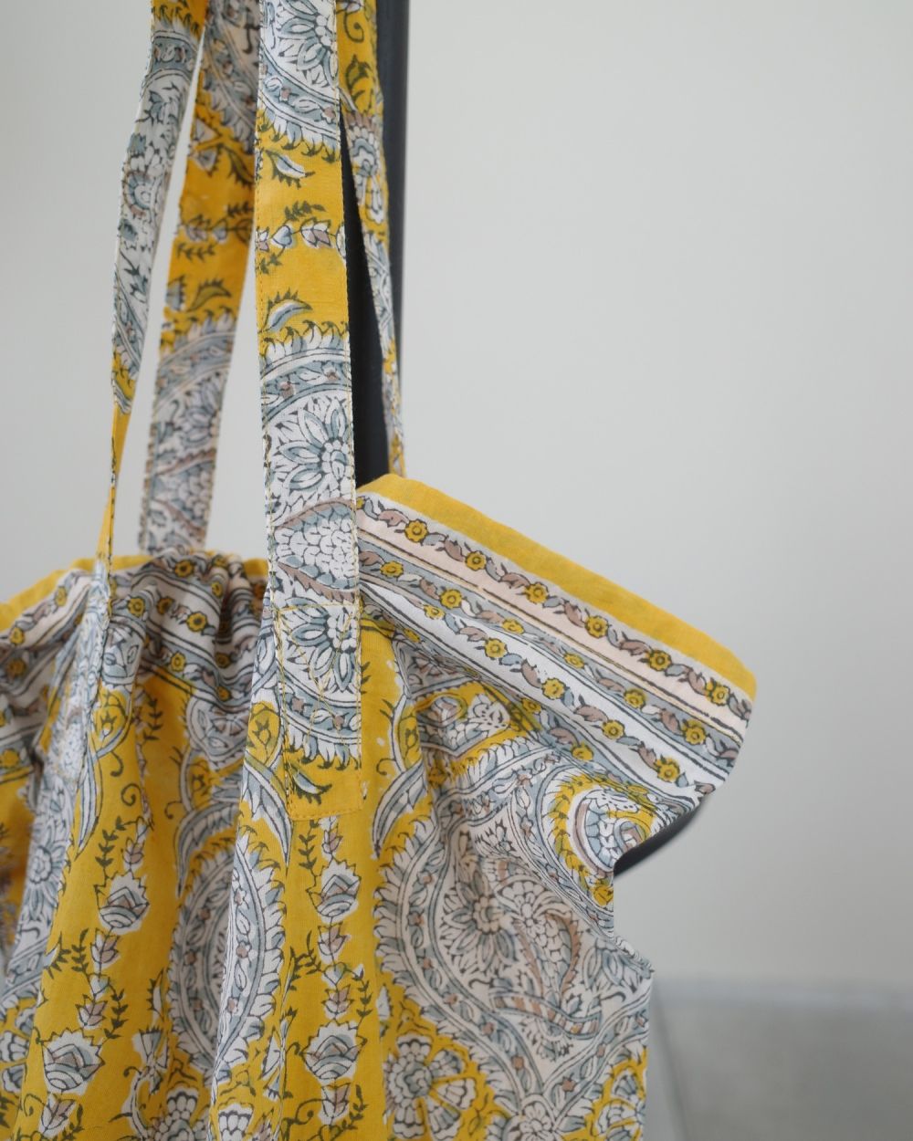 African Print Bag G African Print Bag G,アフリカンプリントバック,82511054,トートバック,プリントバック,インドバック,柄バック,柄トート,花柄,ペイズリー,草木柄,ストライプ,肩掛けバック,lifes,todayful,ライフズ,トゥデイフル,25ss,バッグ,Bag