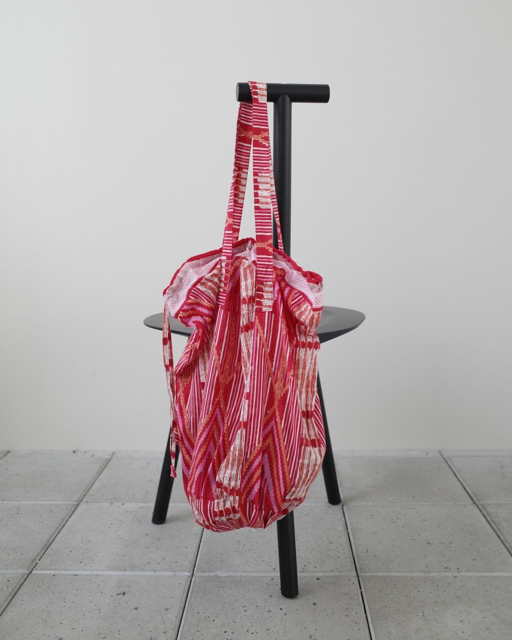 African Print Bag J African Print Bag J,アフリカンプリントバック,82511057,トートバック,プリントバック,インドバック,柄バック,柄トート,花柄,ペイズリー,草木柄,ストライプ,肩掛けバック,lifes,todayful,ライフズ,トゥデイフル,25ss,バッグ,Bag