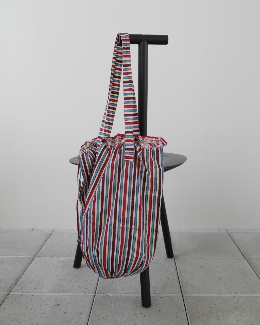 African Print Bag K African Print Bag K,アフリカンプリントバック,82511058,トートバック,プリントバック,インドバック,柄バック,柄トート,花柄,ペイズリー,草木柄,ストライプ,肩掛けバック,lifes,todayful,ライフズ,トゥデイフル,25ss,バッグ,Bag