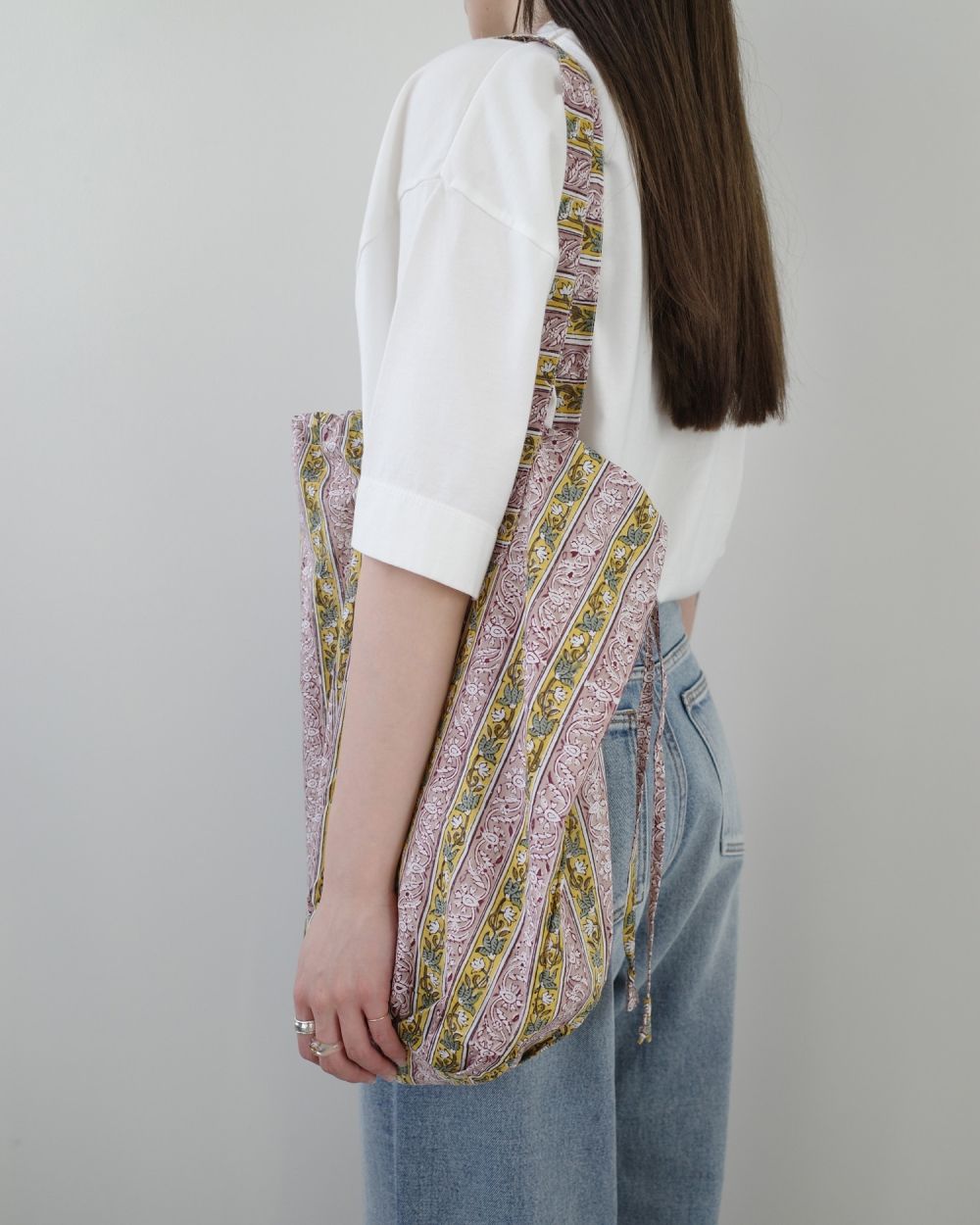 African Print Bag P African Print Bag P,アフリカンプリントバック,82511063,トートバック,プリントバック,インドバック,柄バック,柄トート,花柄,ペイズリー,草木柄,ストライプ,肩掛けバック,lifes,todayful,ライフズ,トゥデイフル,25ss,バッグ,Bag