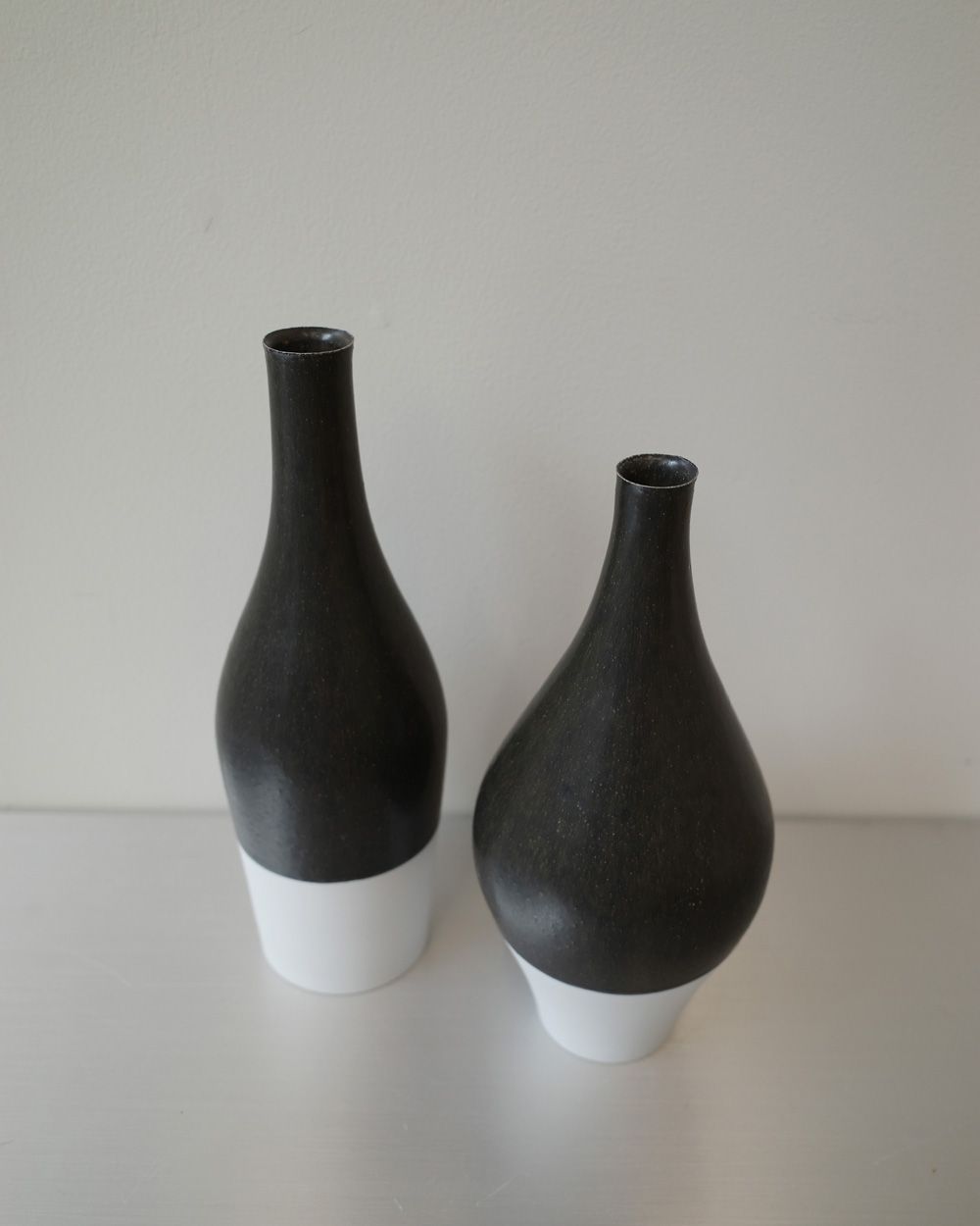 吉田直嗣 花入 白黒 C