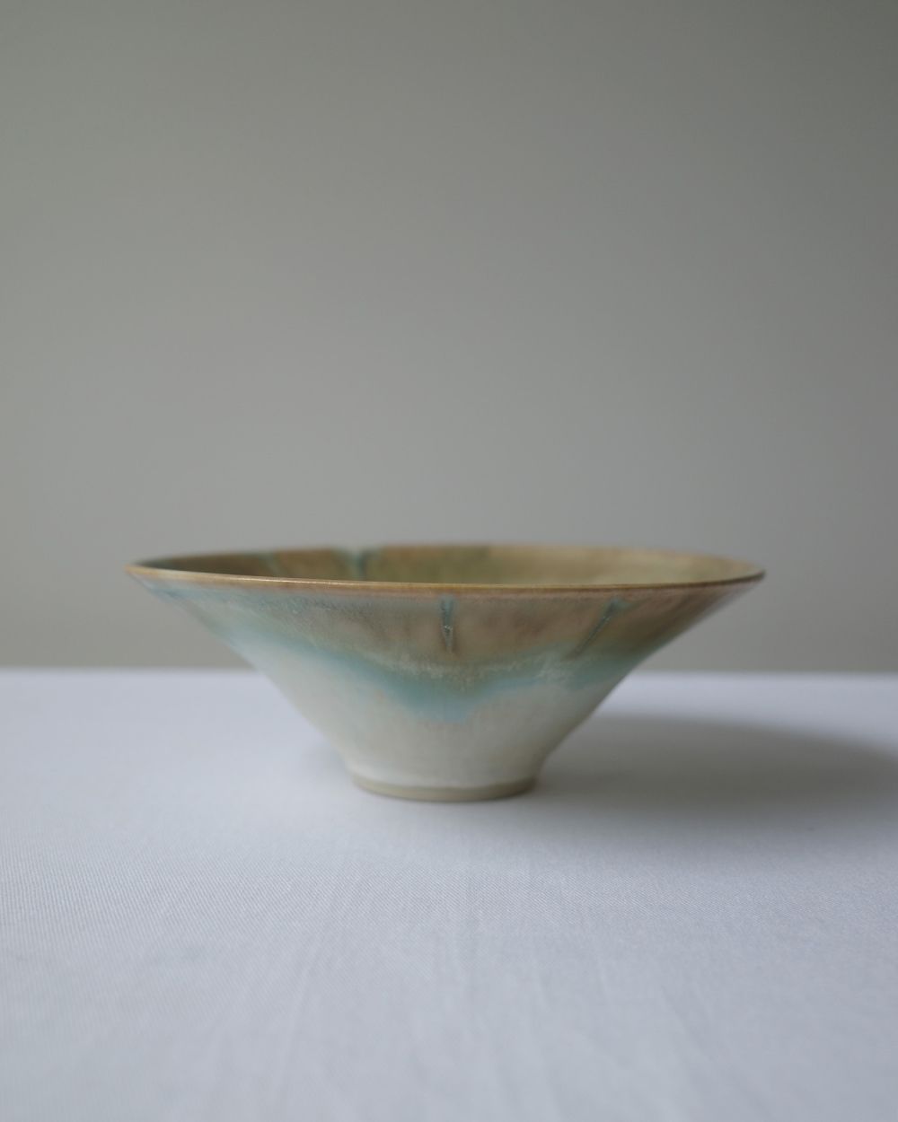 中園晋作さんの陶器のピンクと緑のボウル2個セット 中園晋作さんの陶器のピンクと緑のボウル2個セット