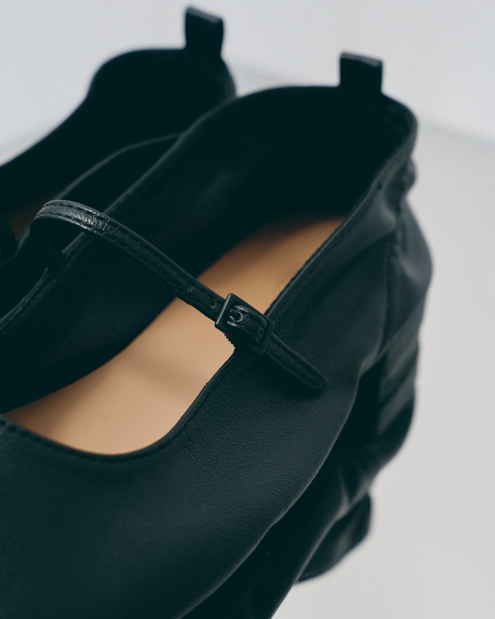 Eco Leather Falt shoes Eco Leather Falt shoes,エコレザーフラットシューズ,82521008,シューズ,エコレザーシューズ,フラットシューズ,ヴィーガンレザーシューズ,todayful,トゥデイフル,lifes,ライフズ,25aw,吉田怜香