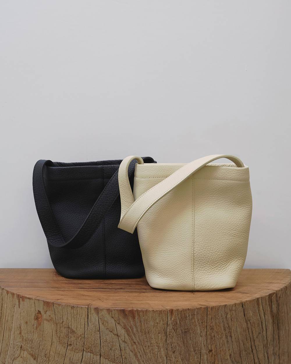 ITTI MARY BUCKET SHOULDER MINI ITTI MARY BUCKET SHOULDER MINI,イッチ メアリーバケットショルダーミニ,82521023,イッチ,イッチバック,itti,バッグ,バック,鞄,ショルダーバッグ,バケットバッグ,レザー,ギフト,Life's,ライフズ,LIFE's