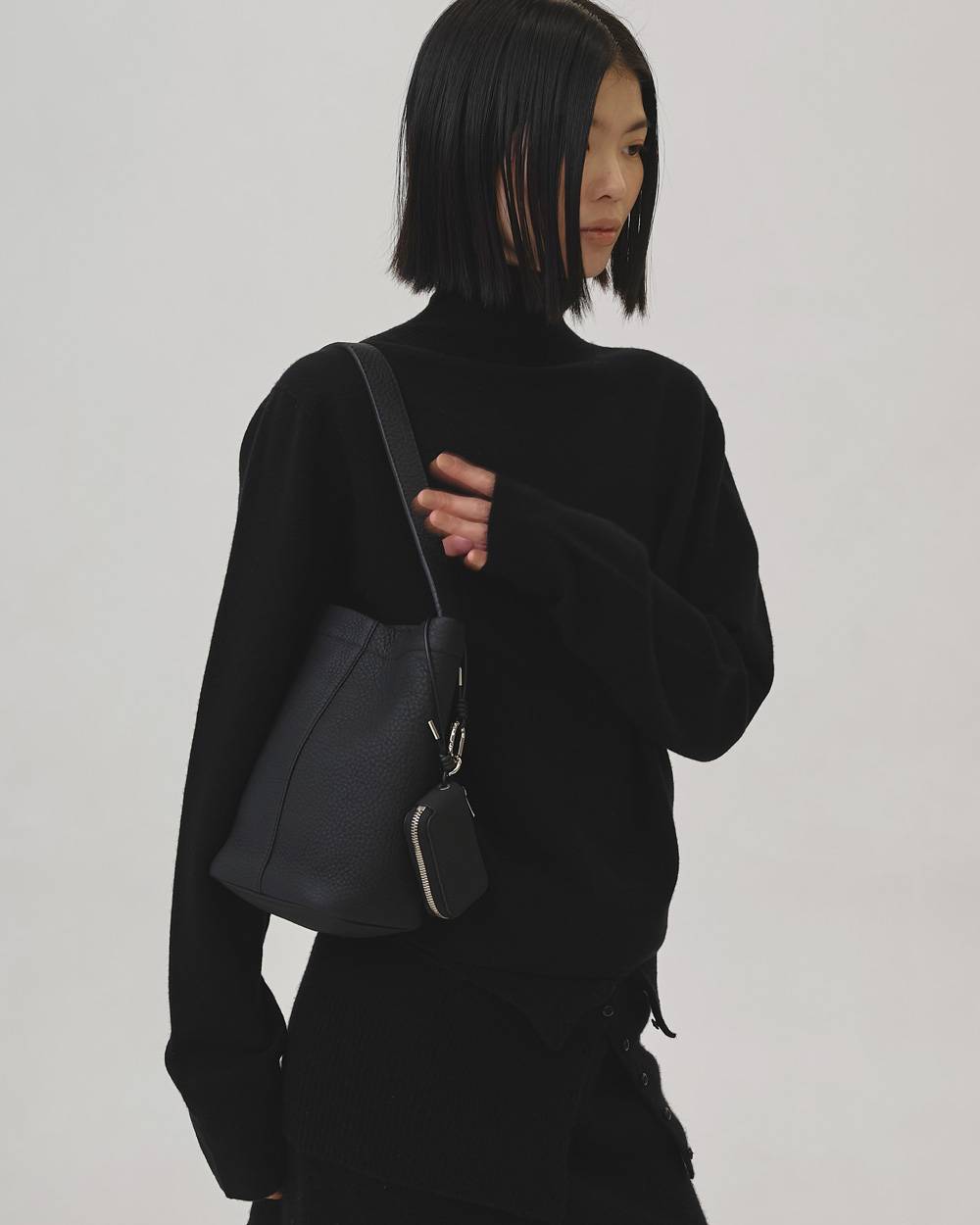 ITTI MARY BUCKET SHOULDER MINI ITTI MARY BUCKET SHOULDER MINI,イッチ メアリーバケットショルダーミニ,82521023,イッチ,イッチバック,itti,バッグ,バック,鞄,ショルダーバッグ,バケットバッグ,レザー,ギフト,Life's,ライフズ,LIFE's