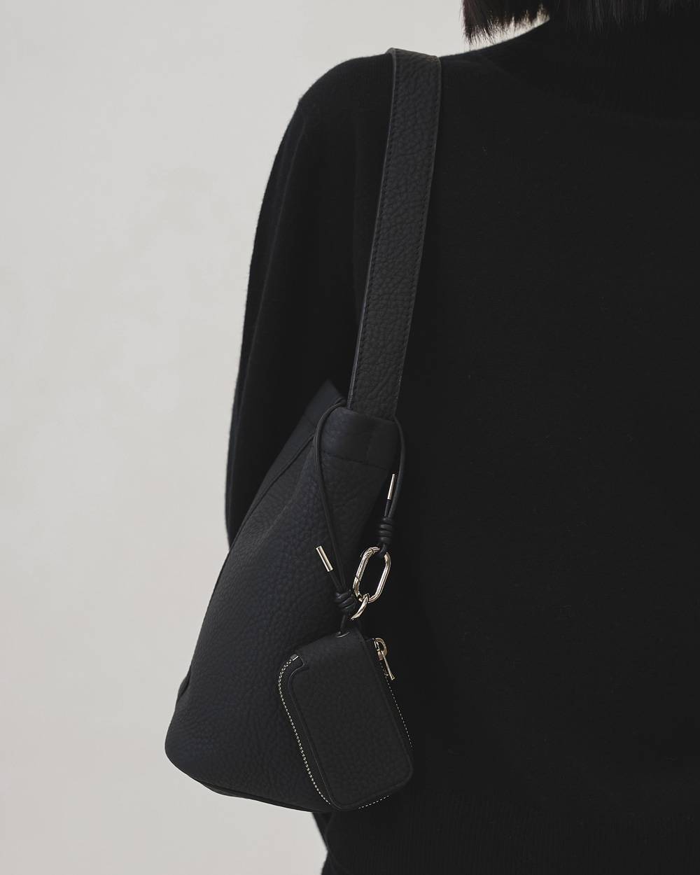 ITTI MARY BUCKET SHOULDER MINI ITTI MARY BUCKET SHOULDER MINI,イッチ メアリーバケットショルダーミニ,82521023,イッチ,イッチバック,itti,バッグ,バック,鞄,ショルダーバッグ,バケットバッグ,レザー,ギフト,Life's,ライフズ,LIFE's