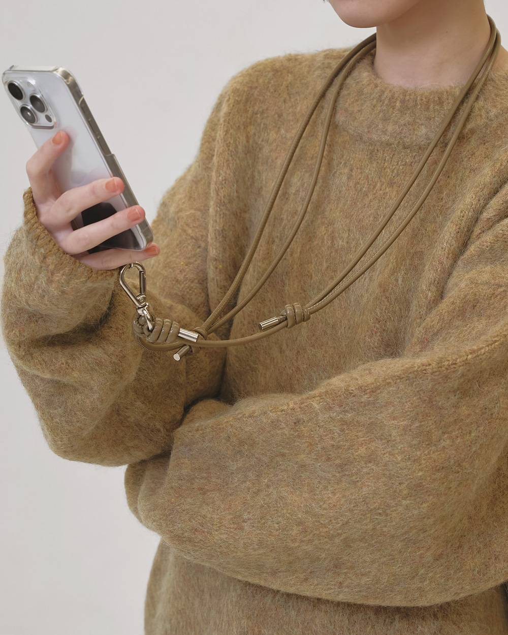 ITTI HERRIE PHONE STRING ITTI HERRIE PHONE STRING,イッチヘリーフォンストリング ,82521025,イッチ,itti,スマートフォンアクセサリー,マルチストラップ,スマホストラップ,レザーストラップ,レザー,ギフト,スマートケース,限定商品,Life's,ライフズ,LIFE's