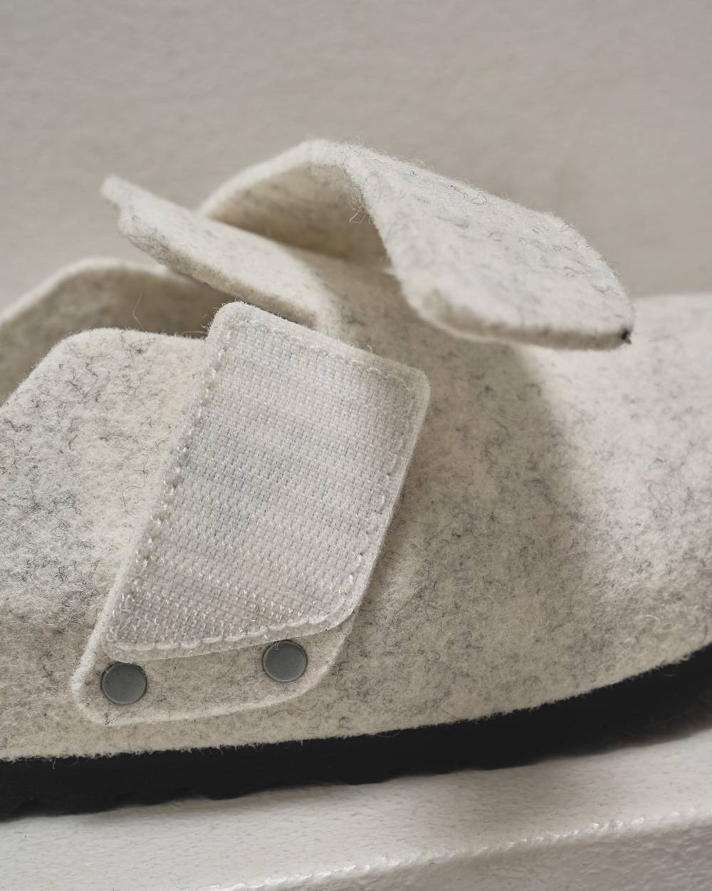 BIRKENSTOCK LOMA FELT SHEARLING