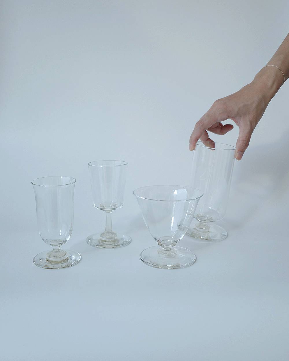 WASHIZUKA GLASS STUDIO ashitsuki short ashitsuki short,アシツキショート,82521209,足付きグラス,コップ,グラス,テーブルウェア,ハンドメイド,ガラス作家,WASHIZUKA GLASS, ワシズカガラス,鷲塚貴紀,インテリア,lifes,ライフズ