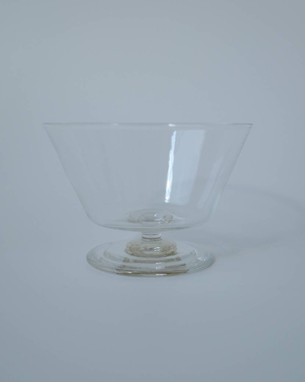 WASHIZUKA GLASS STUDIO ashitsuki wide ashitsuki wide,アシツキワイド,82521211,足付きグラス,グラス,コップ,テーブルウェア,ハンドメイド,グラス,ガラス作家,WASHIZUKA GLASS, ワシズカガラス,鷲塚貴紀,インテリア,lifes,ライフズ