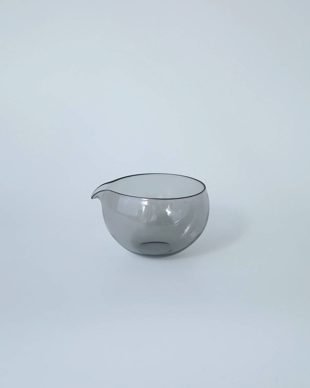 WASHIZUKA GLASS STUDIO katakuchi maru katakuchi maru,カタクチマル,82521218,片口グラス,グラス,コップ,テーブルウェア,ハンドメイド,ガラス作家,WASHIZUKA GLASS, ワシズカガラス,鷲塚貴紀,インテリア,lifes,ライフズ