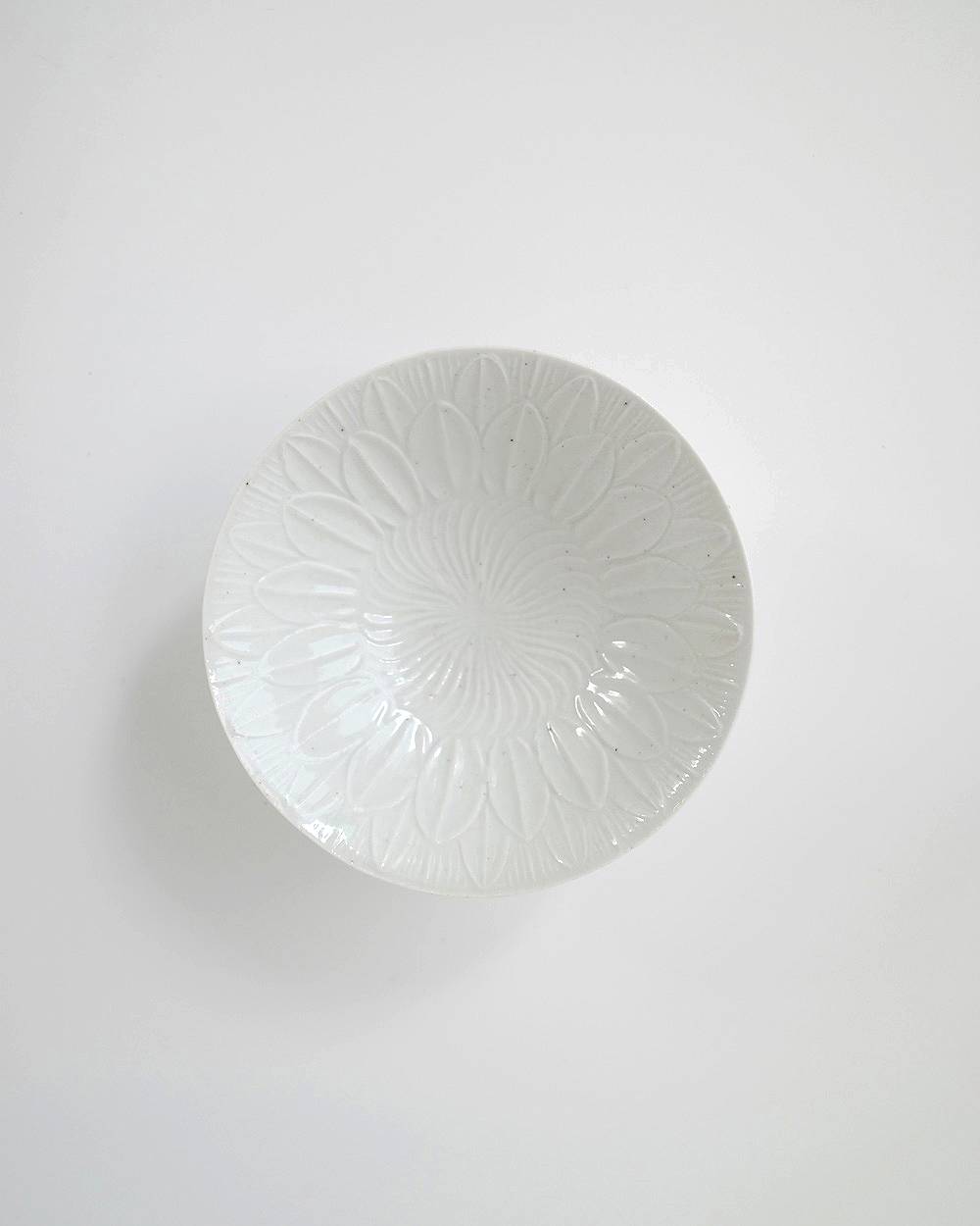 文祥窯　白磁型打ひまわり小鉢 文祥窯　文祥窯　白磁型打ひまわり小鉢,ぶんしょうがま はくじかたうちひまわりこばち,82521237,白磁,文祥窯 ,馬場光二郎,有田焼,器,小鉢,作家,皿,テーブルウェア,インテリア,lifes,ライフズ