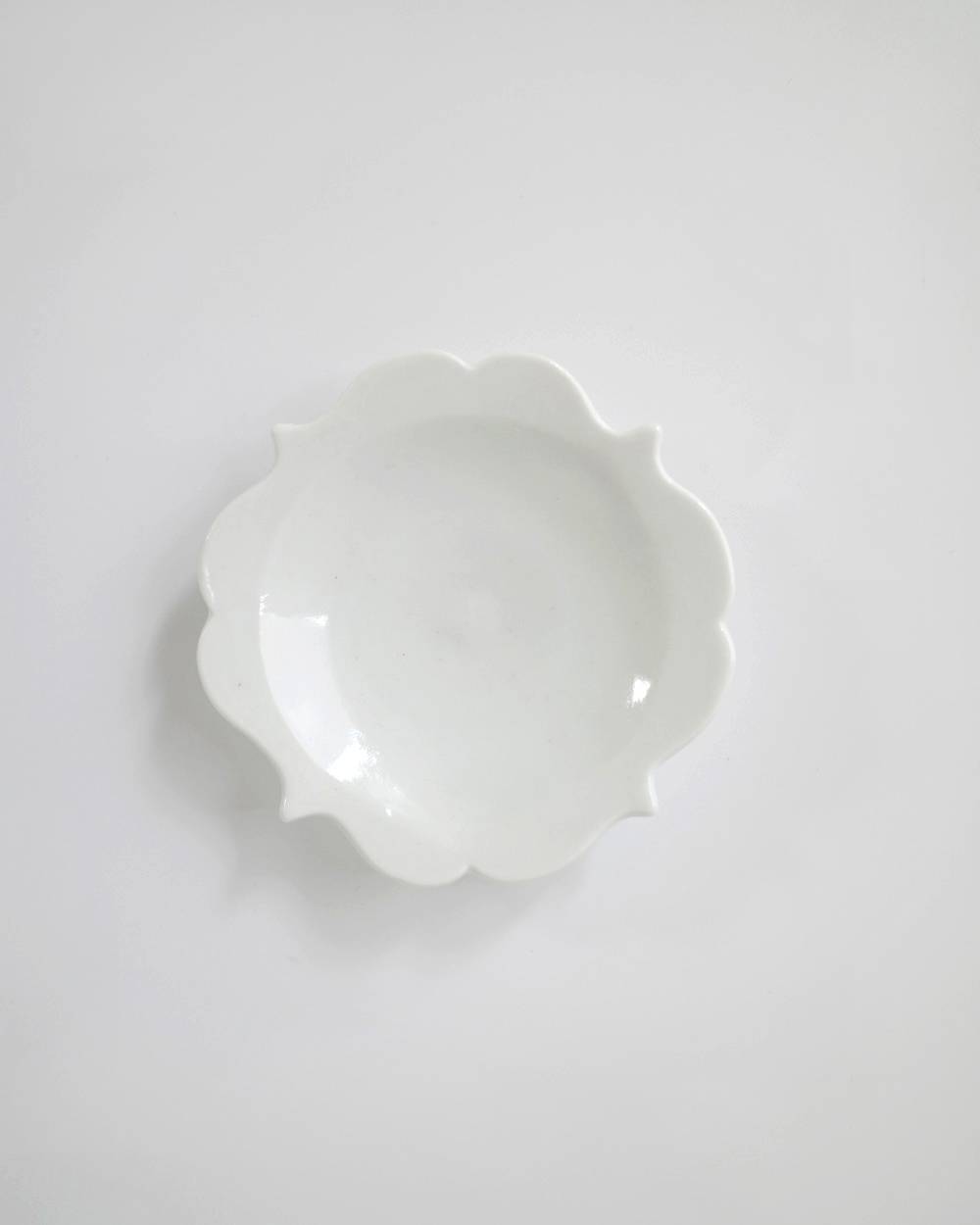 文祥窯　白磁豆皿 文祥窯　白磁豆皿,ぶんしょうがま はくじくまめざら,82521246,白磁,文祥窯 ,馬場光二郎,有田焼,器,作家,皿,テーブルウェア,インテリア,lifes,ライフズ