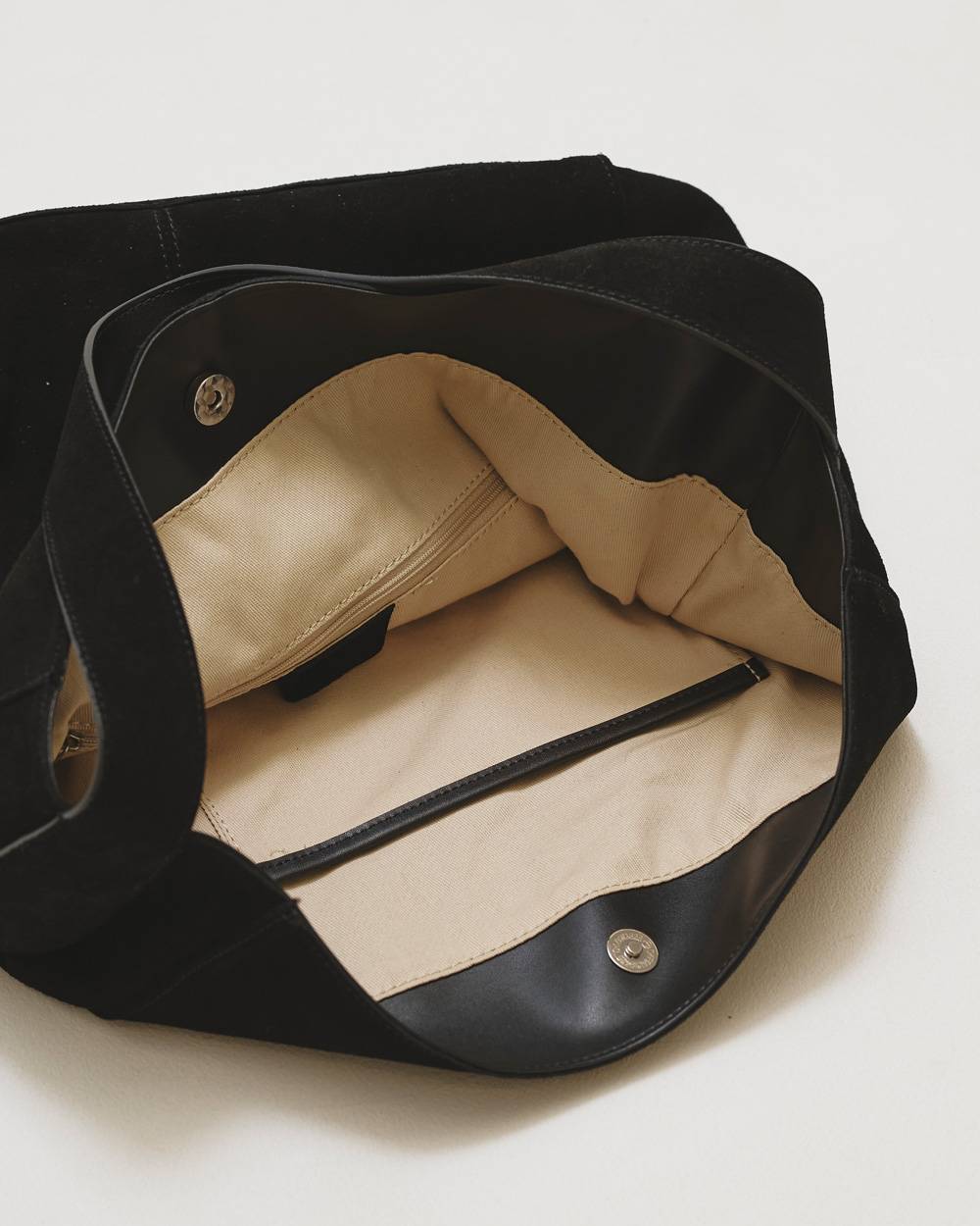 Suede Leather Totebag Suede Leather Totebag,スエード レザー トートバッグ,82611023,バッグ,バック,インスエード,レザー,トートバッグ,トートバック,鞄,レザーバッグ,lifes,ライフズ,LIFE’s