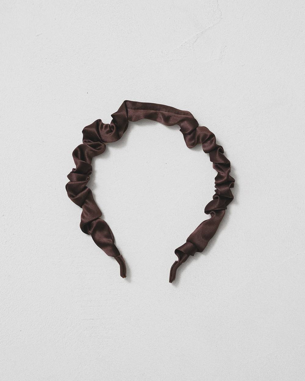 Satin Gather Headband Satin Gather Headband,サテンギャザーヘッドバンド,82611026,ヘッドバンド,アクセサリー,サテン,カチューシャ,lifes,ライフズ,LIFE’s