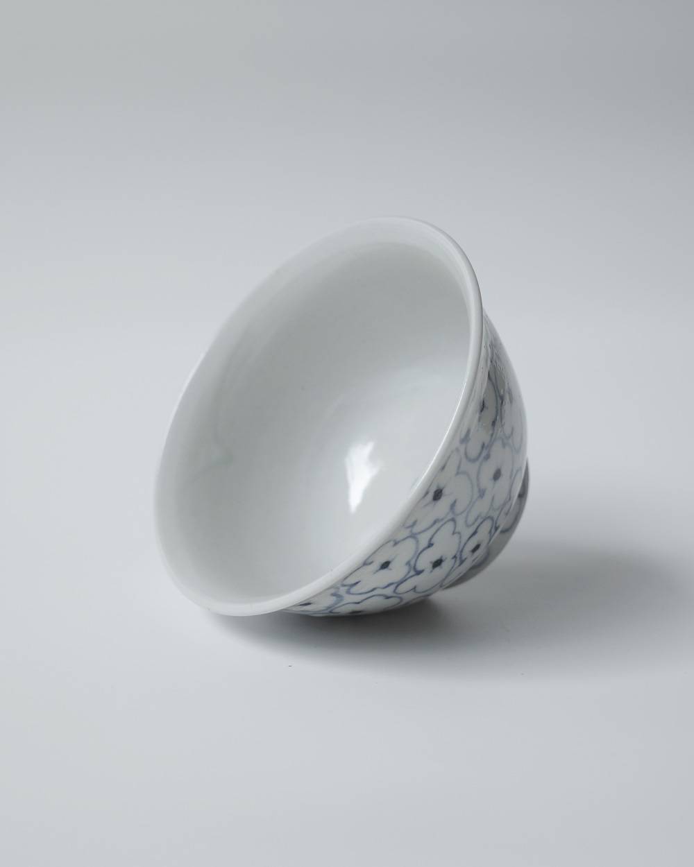 文祥釜　青花花詰めご飯茶碗 文祥釜　青花花詰めご飯茶碗,ぶんしょうがま ごはんちゃわん,82611203,白磁,文祥窯 ,馬場光二郎,有田焼,器,作家,皿,ちゃわん,テーブルウェア,インテリア,lifes,ライフズ