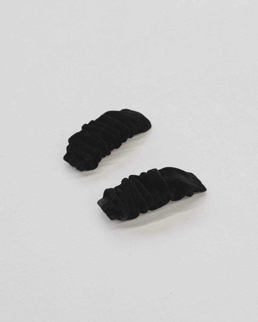 Gathered Velvet Barrette Gathered Velvet Barrette,ギャザーベルベットバレット,82621025,バレット,ベルベットバレット,ヘアピン,ヘッドアクセサリー,アクセサリー,lifes,ライフズ,LIFE’s
